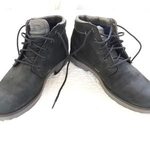 Teva men's Durban black and grey suede boots